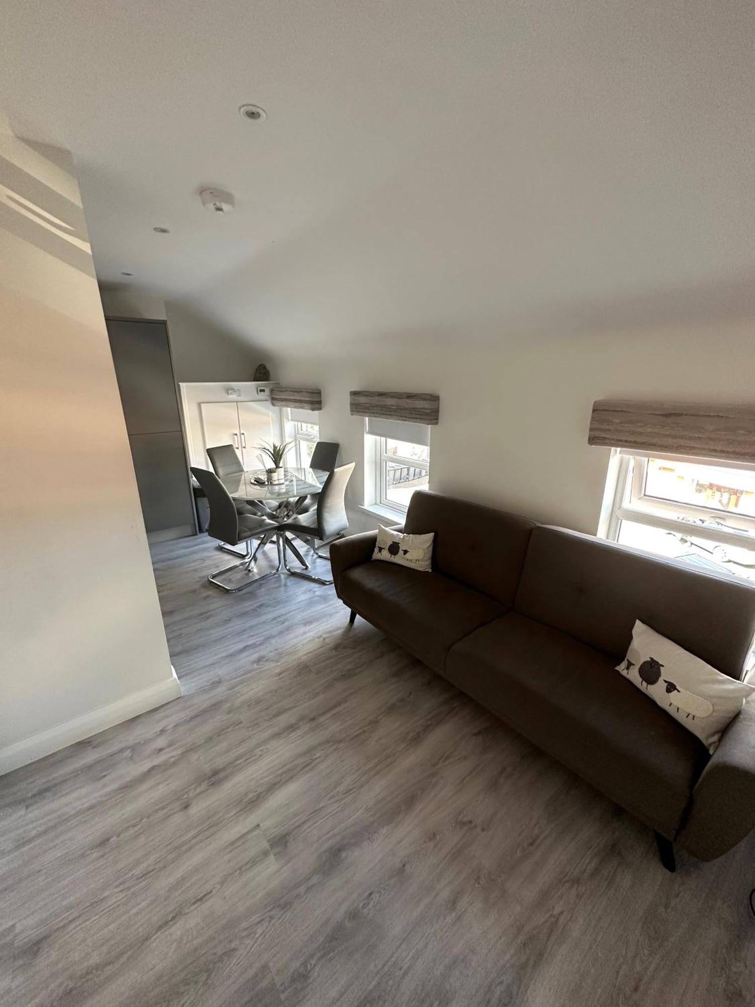 Westland Suites - Stylish, Modern, Elegant, Central Apartments A ロンドンデリー エクステリア 写真